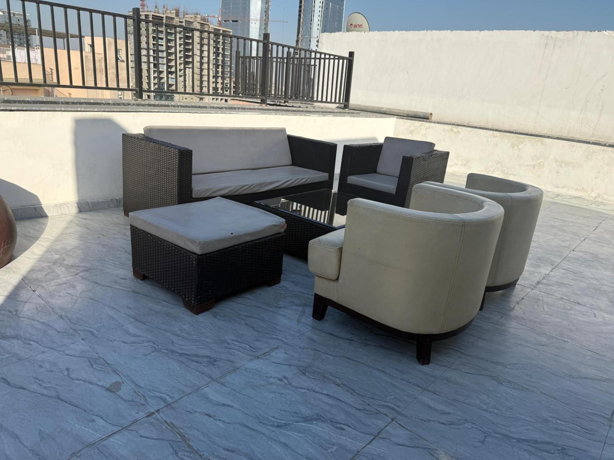 Sky Villa With Private Pool Noida Exteriör bild